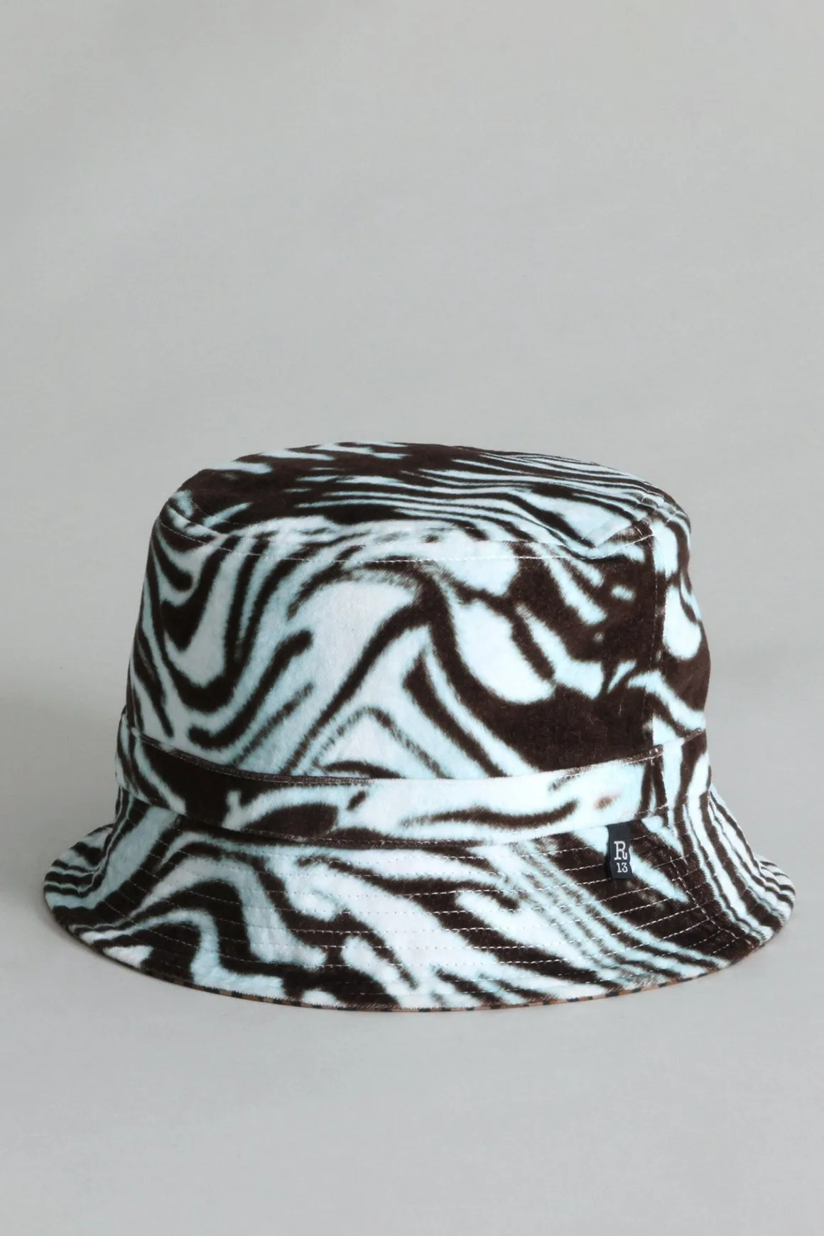 R13 Accessories*REVERSIBLE BUCKET HAT - PALE BLUE TIGER WITH LEOPARD